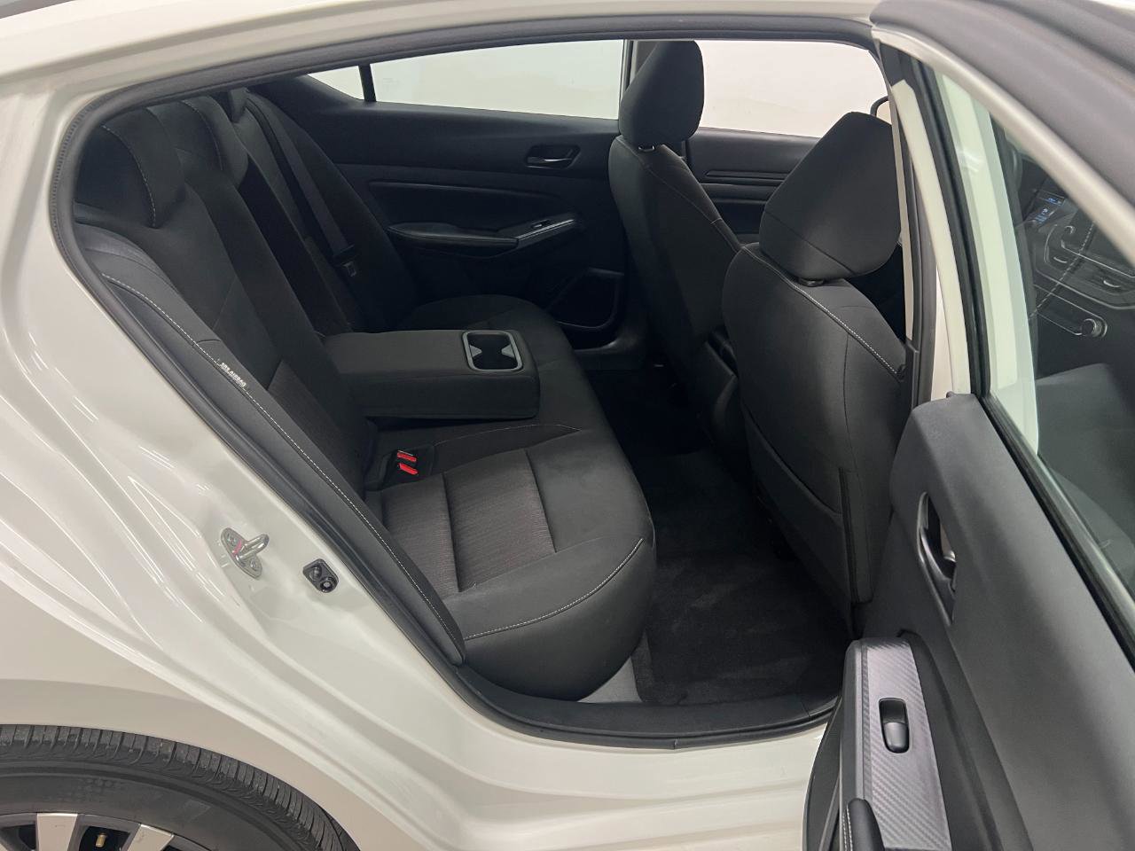 Used 2025 Nissan Altima 2.5 SV image 27