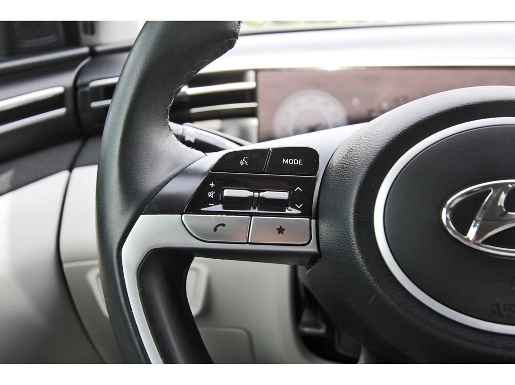 Used 2023 Hyundai Tucson SEL w/ Convenience Package AWD/4WD image 16