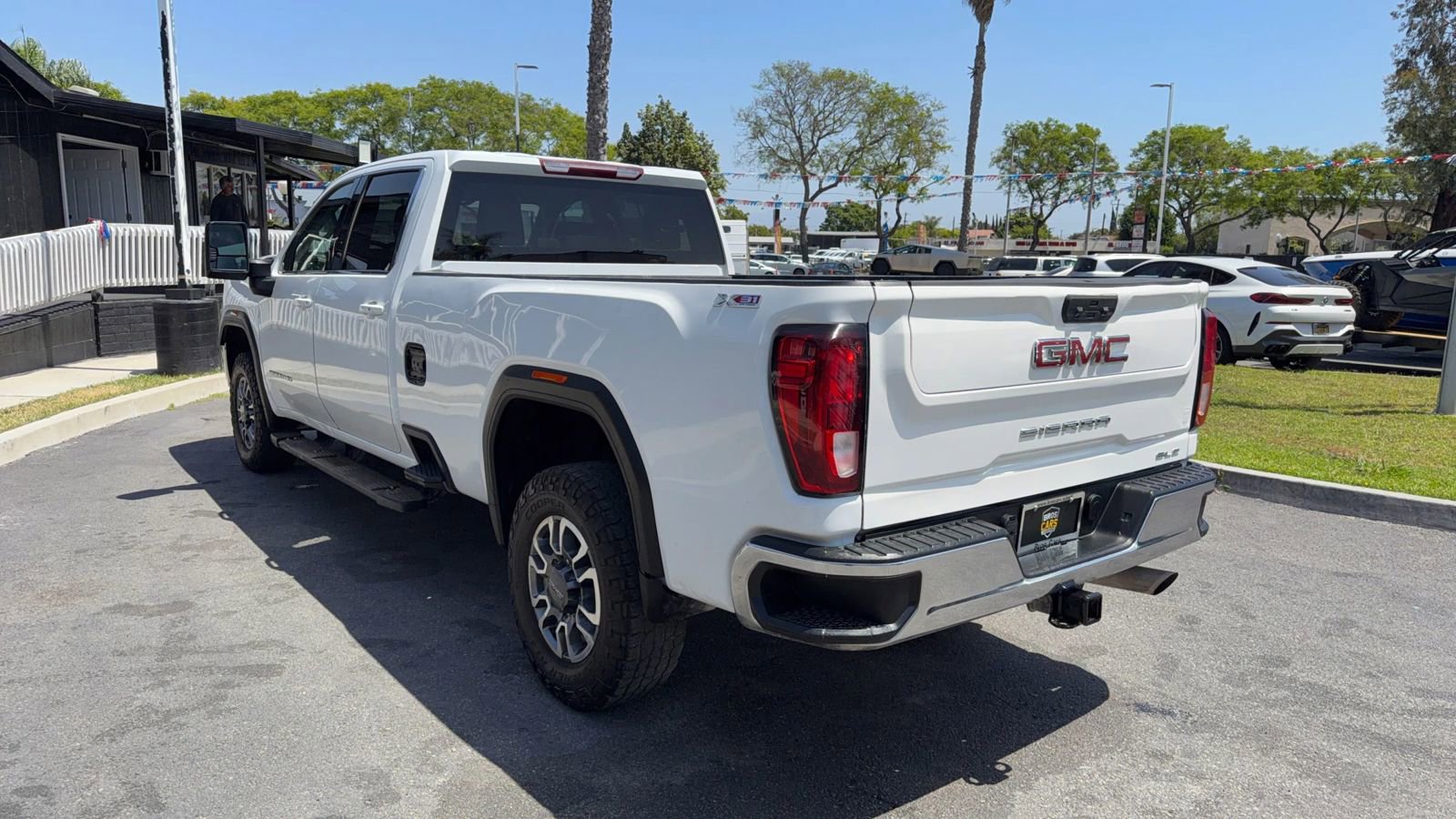 Used 2022 GMC Sierra 3500 SLE w/ SLE Convenience Package AWD/4WD image 6