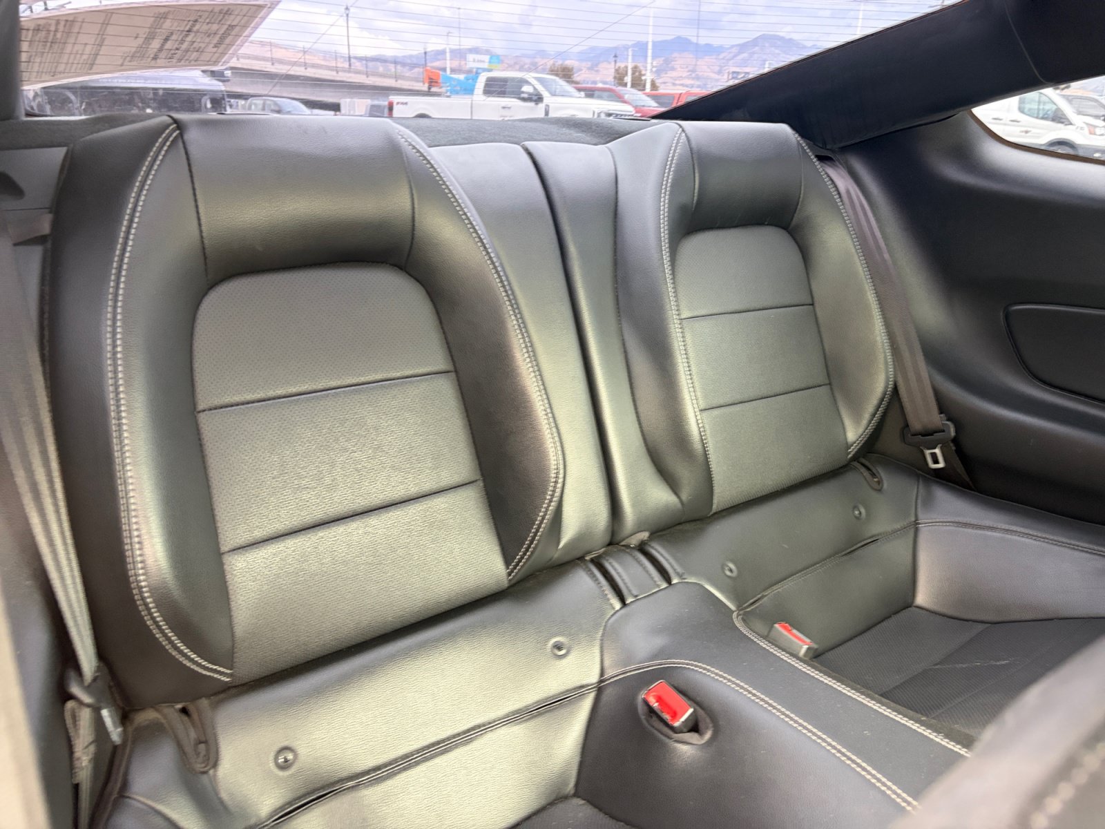 Used 2020 Ford Mustang Premium RWD image 27