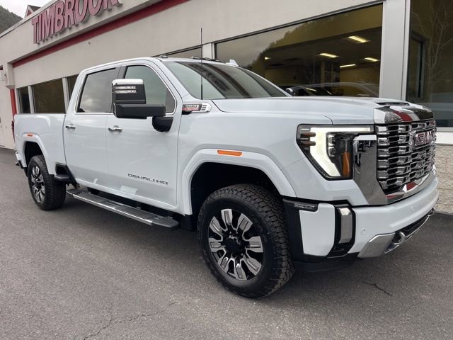 New 2026 GMC Sierra 3500 Denali w/ Denali Reserve Package image 2