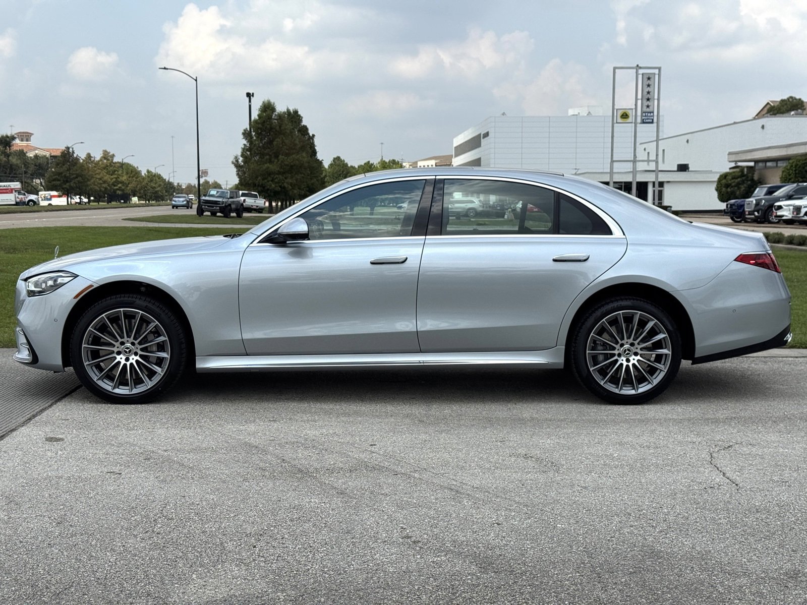 New 2026 Mercedes-Benz S 580 4MATIC Sedan image 5
