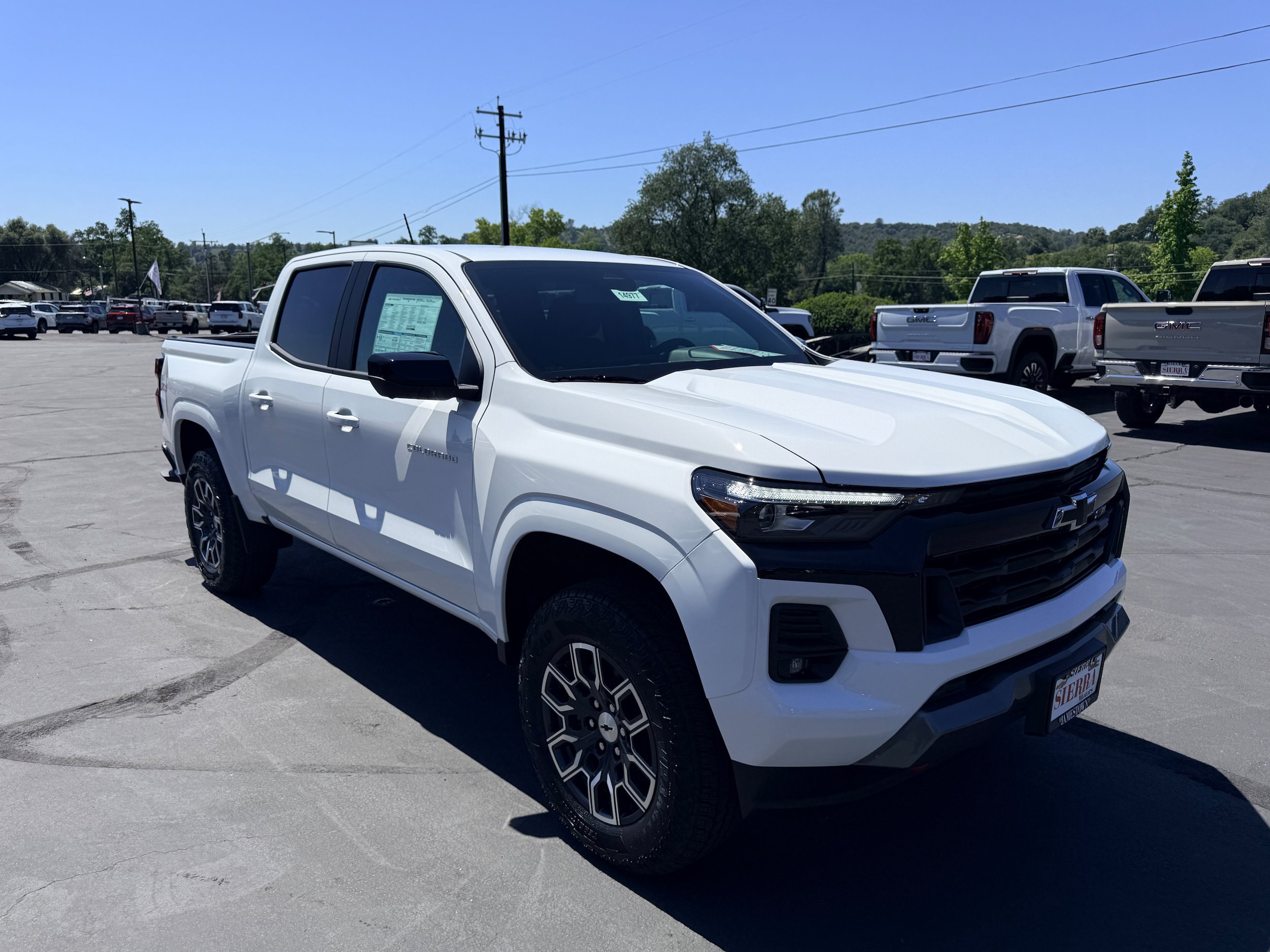 New 2026 Chevrolet Colorado Z71 w/ Technology Package AWD/4WD image 3