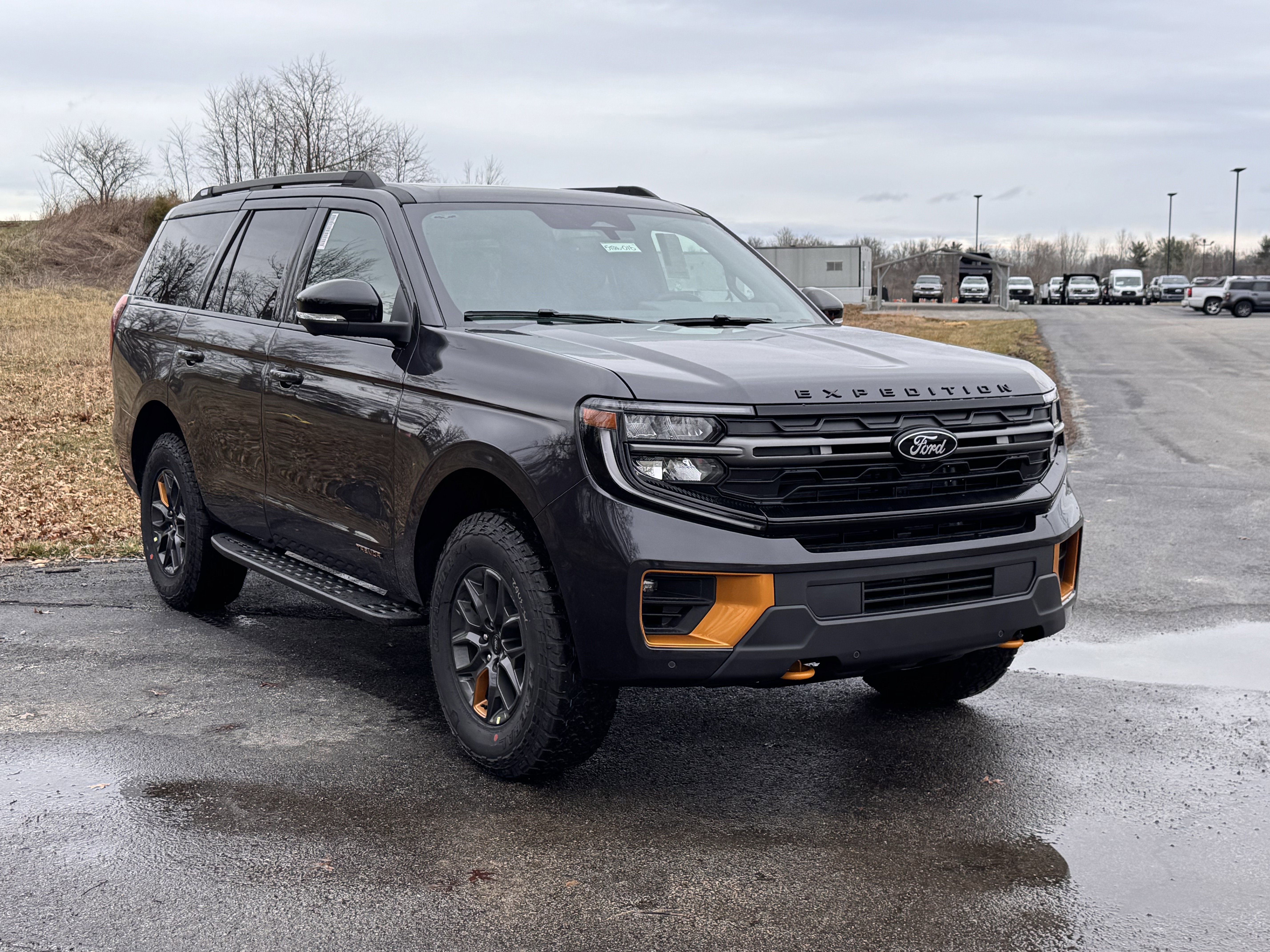 New 2026 Ford Expedition Tremor image 2