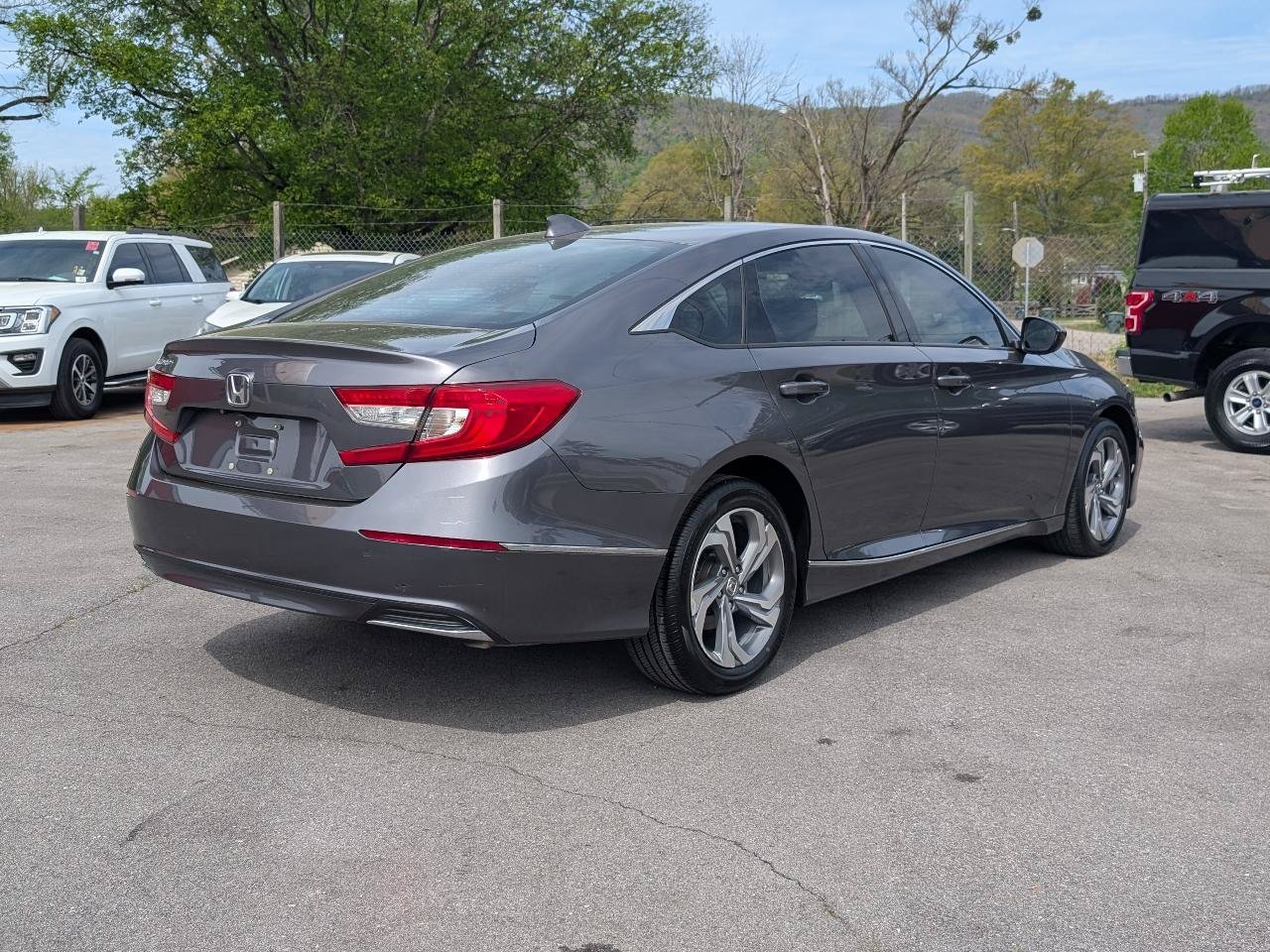 Used 2019 Honda Accord EX image 3