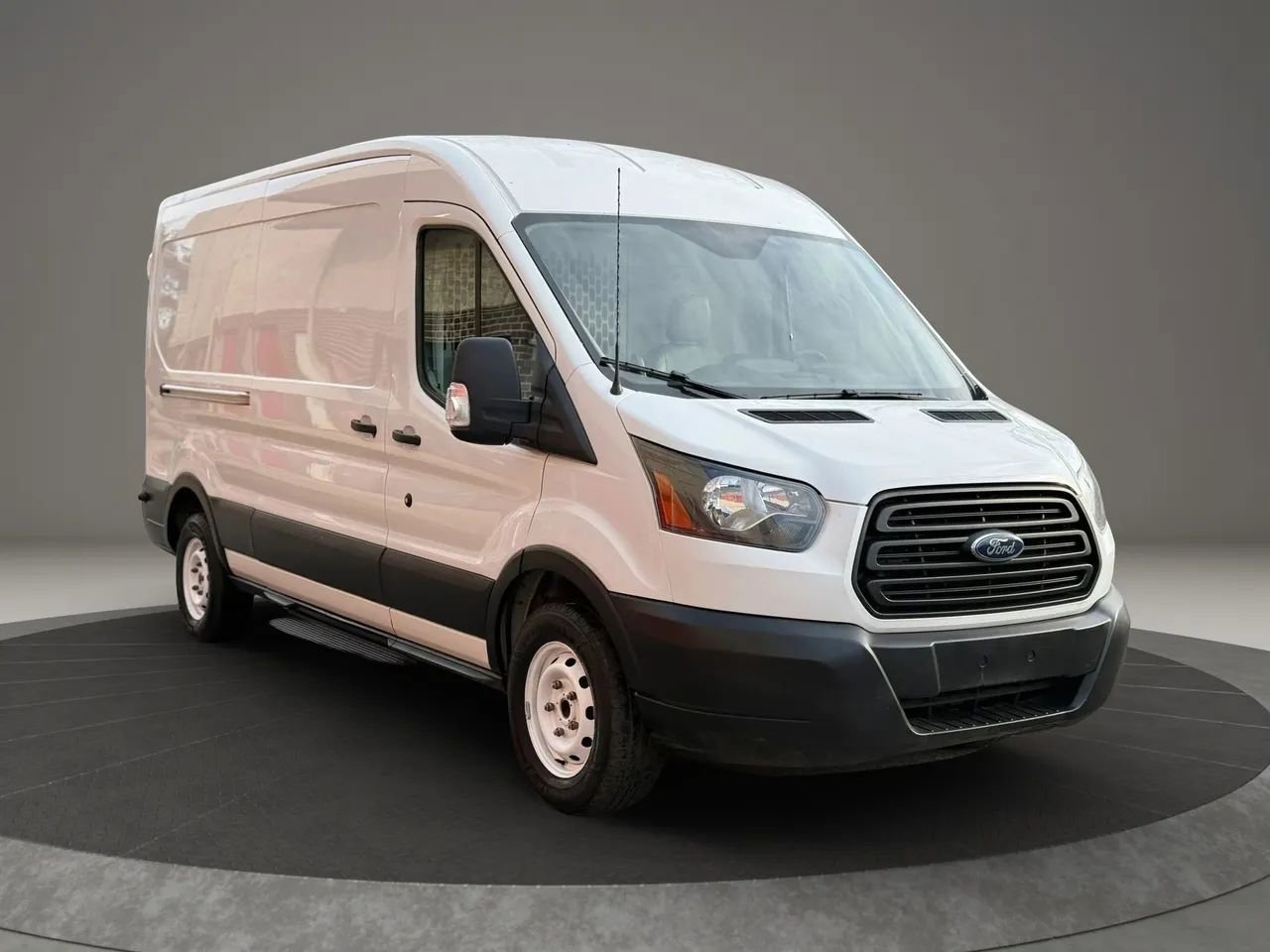 Used 2019 Ford Transit 150 148 Medium Roof image 3