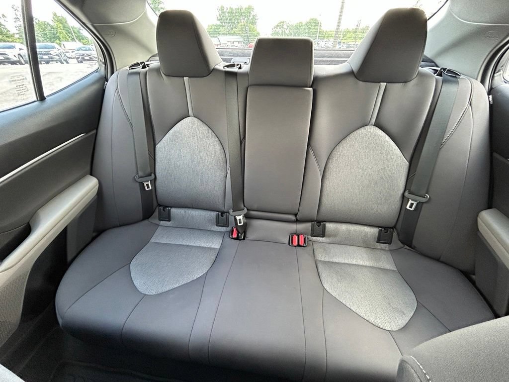 Used 2023 Toyota Camry LE FWD image 14