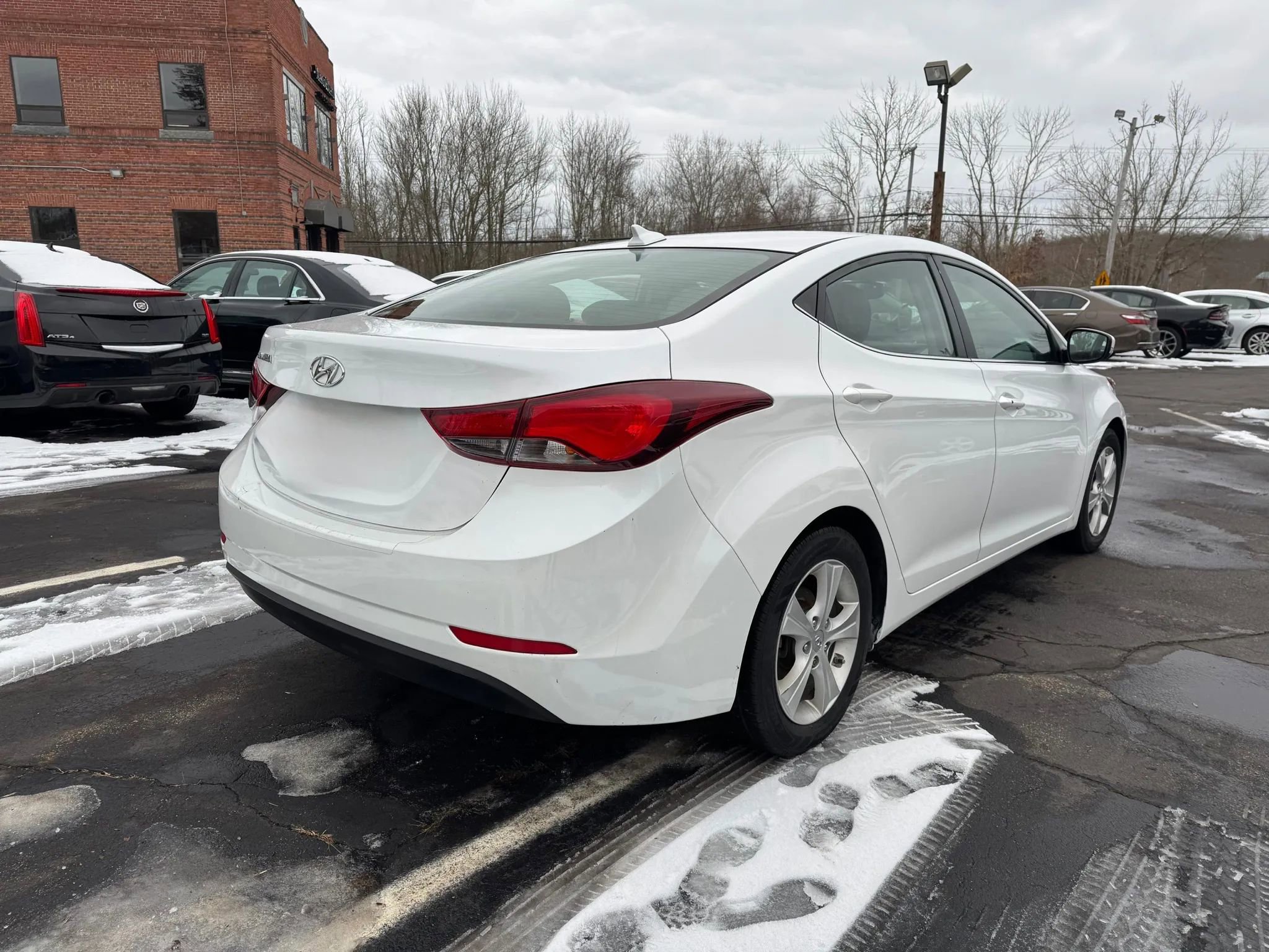 Used 2016 Hyundai Elantra Value Edition image 5
