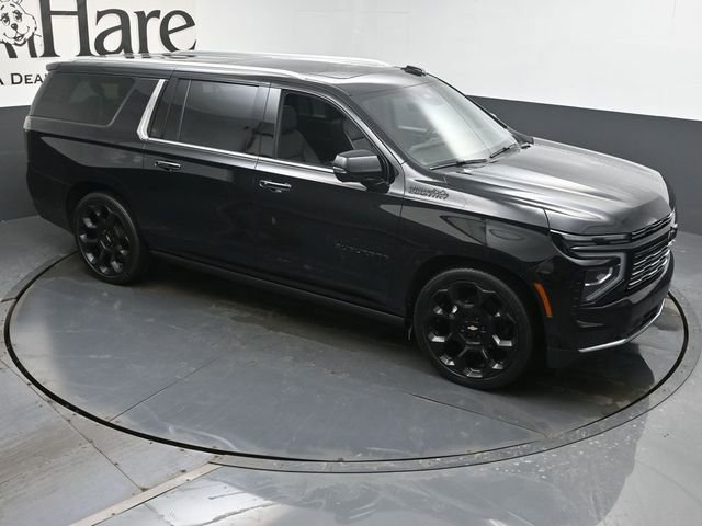 New 2025 Chevrolet Suburban High Country image 27