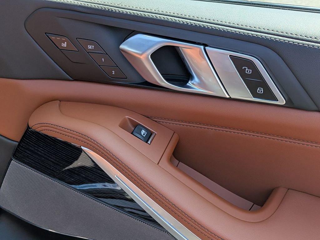 New 2026 BMW X5 xDrive50e image 18