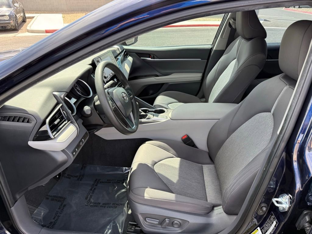 Used 2021 Toyota Camry LE image 11