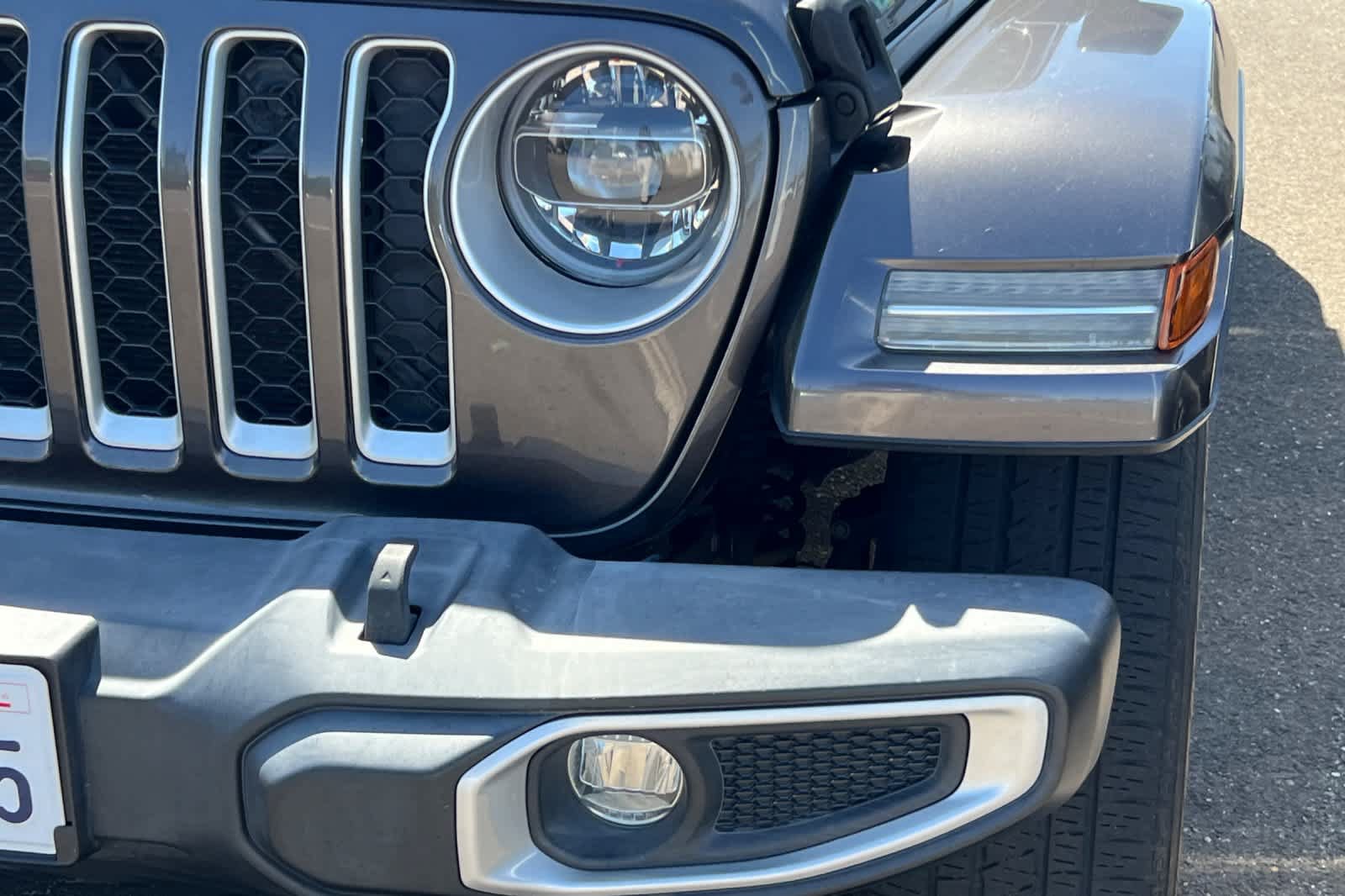 Used 2021 Jeep Wrangler Unlimited Sahara w/ Cold Weather Group AWD/4WD image 11