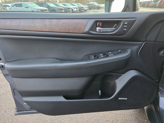Used 2017 Subaru Outback 2.5i Limited image 26