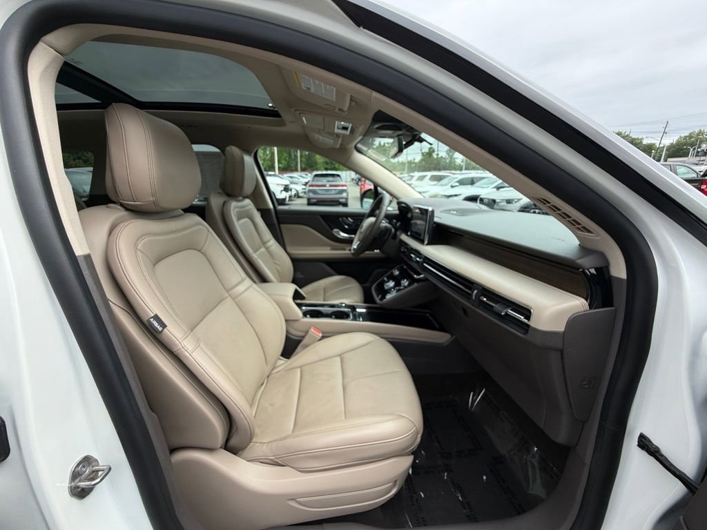 Used 2020 Lincoln Corsair Reserve w/ Equipment Group 201A AWD/4WD image 28