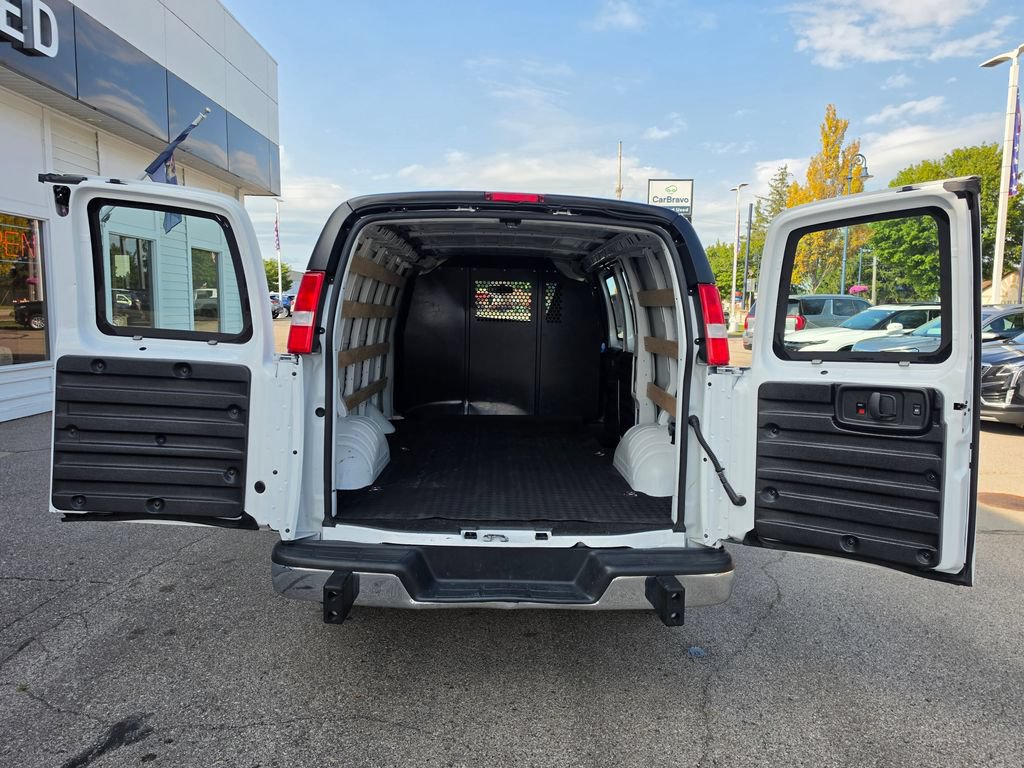 Certified 2025 Chevrolet Express 2500 w/ Driver Convenience Package RWD image 36