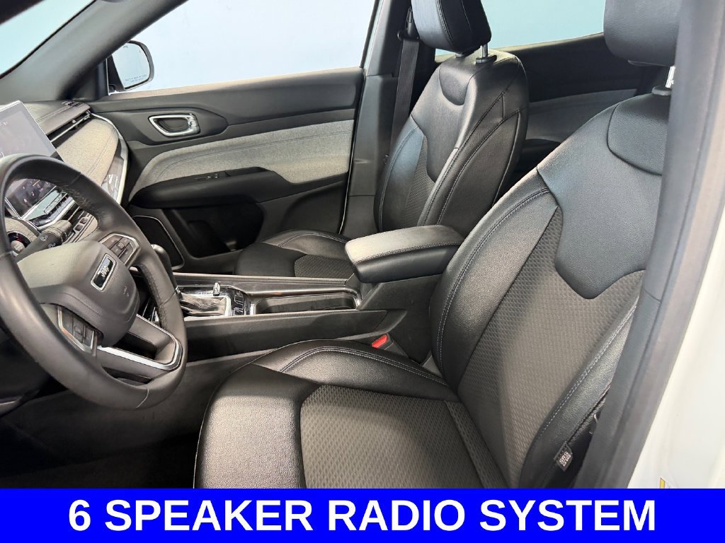 Used 2024 Jeep Compass Latitude AWD/4WD image 6