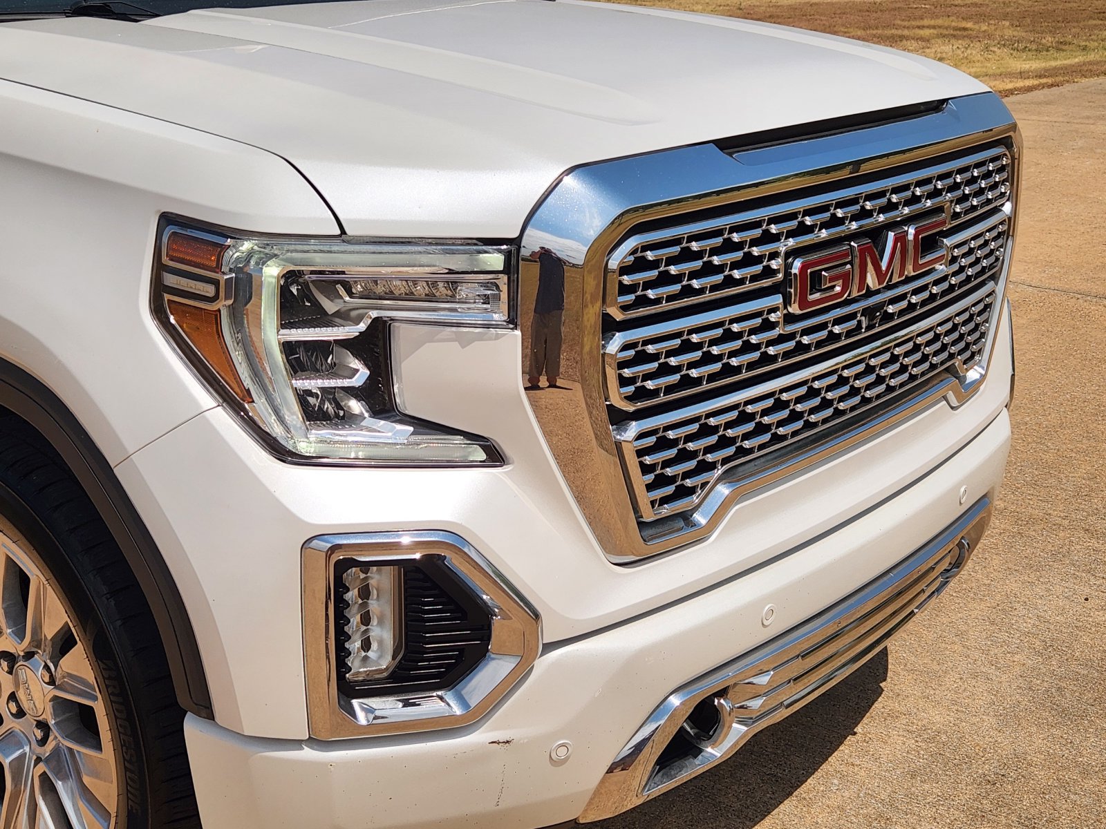 Used 2021 GMC Sierra 1500 Denali w/ Denali Ultimate Package AWD/4WD image 12