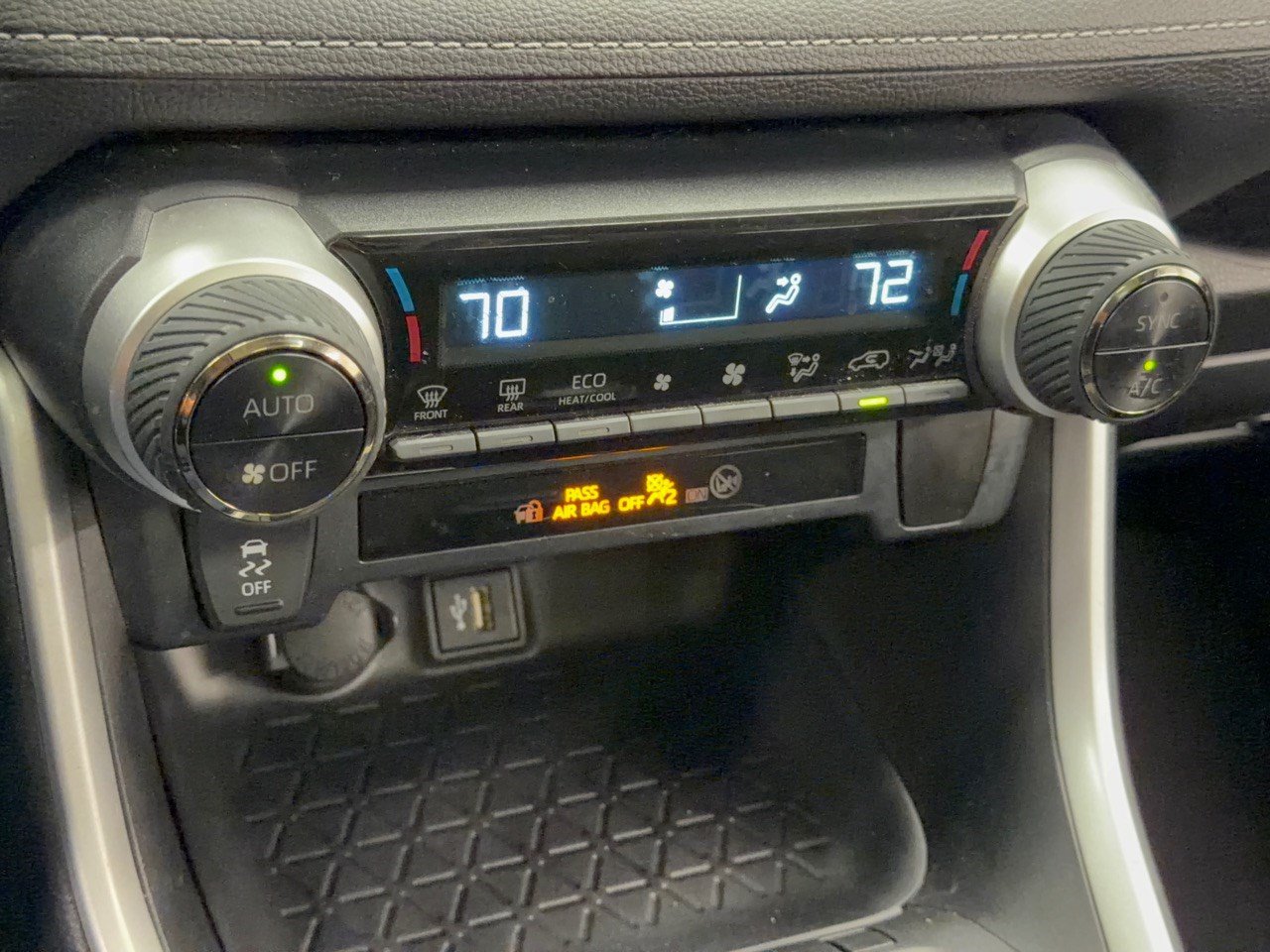 Used 2023 Toyota RAV4 XLE w/ Convenience Package AWD/4WD image 22