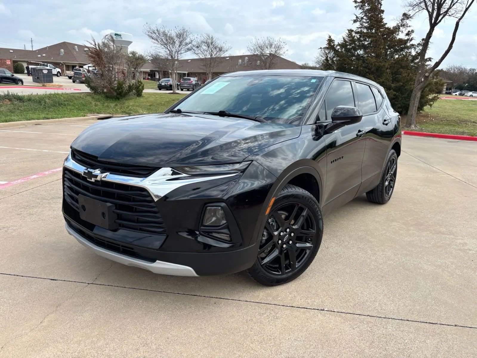 Used 2022 Chevrolet Blazer LT FWD image 1