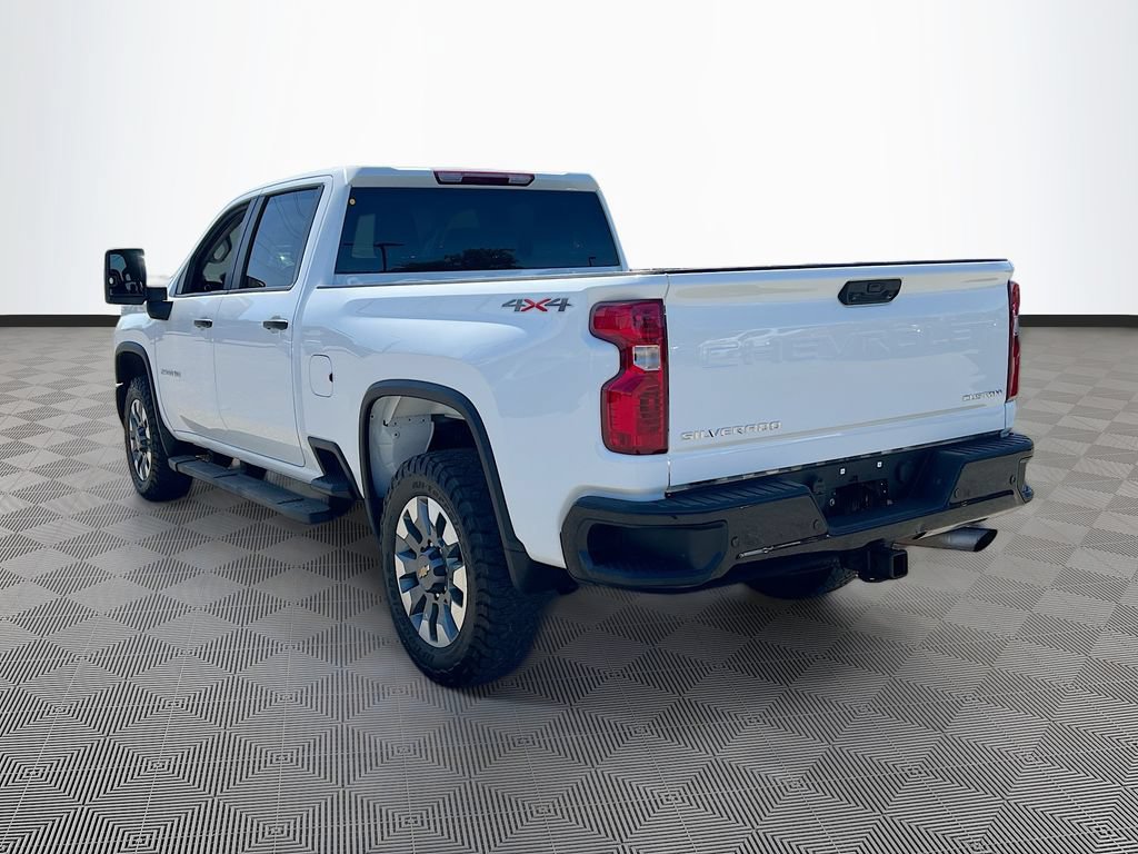Used 2024 Chevrolet Silverado 2500 Custom w/ Custom Value Package AWD/4WD image 5