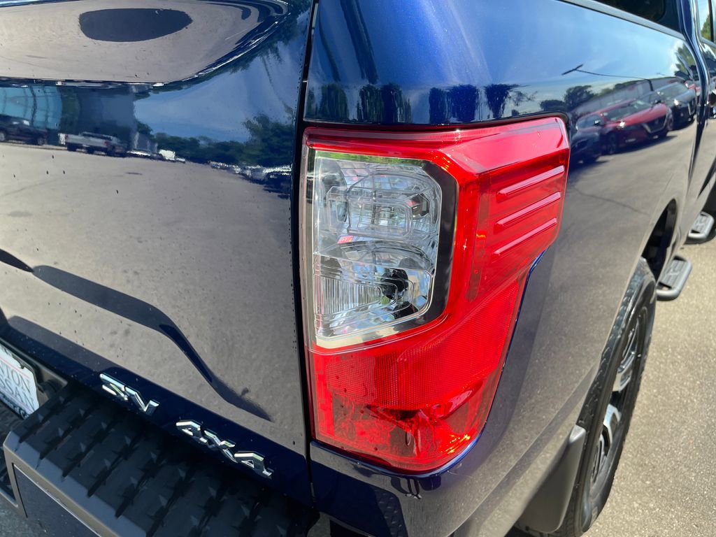 Used 2024 Nissan Titan SV w/ SV Convenience Package AWD/4WD image 45