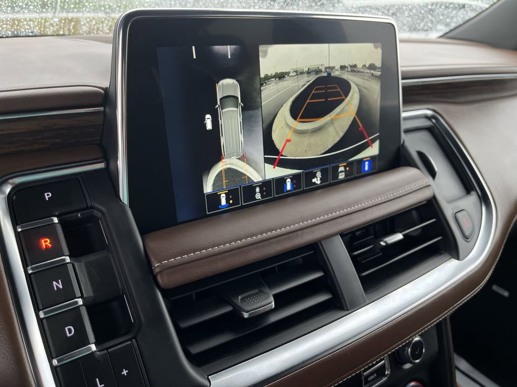 Used 2023 Chevrolet Tahoe High Country AWD/4WD image 17