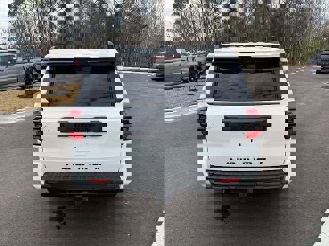 Used 2025 Toyota 4Runner SR5 image 8