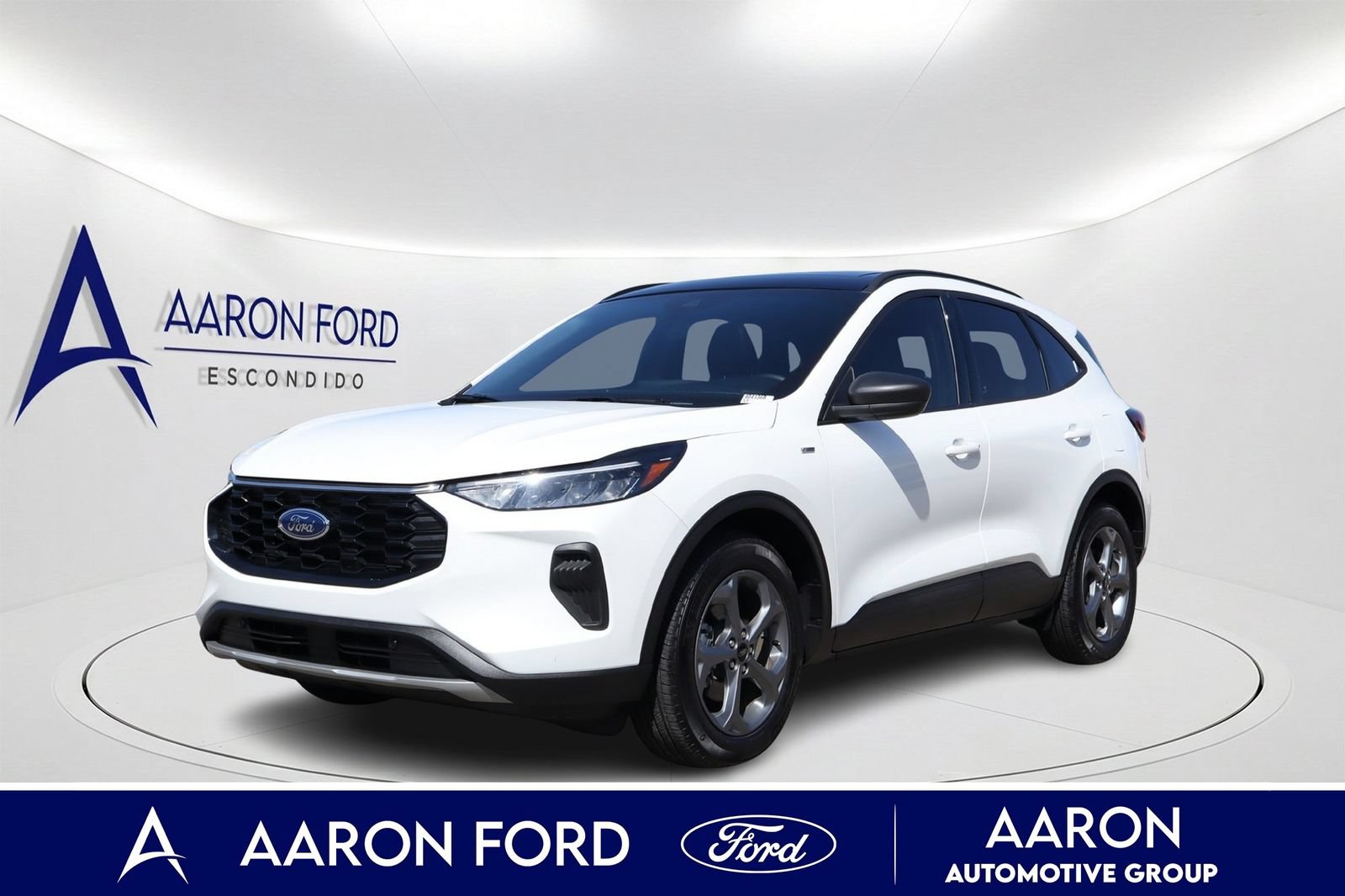 Used 2025 Ford Escape ST-Line w/ Equipment Group 301A FWD image 1