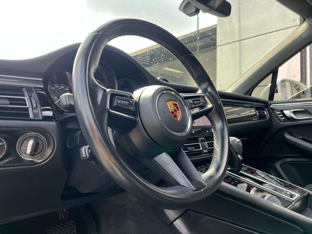 Used 2022 Porsche Macan image 64