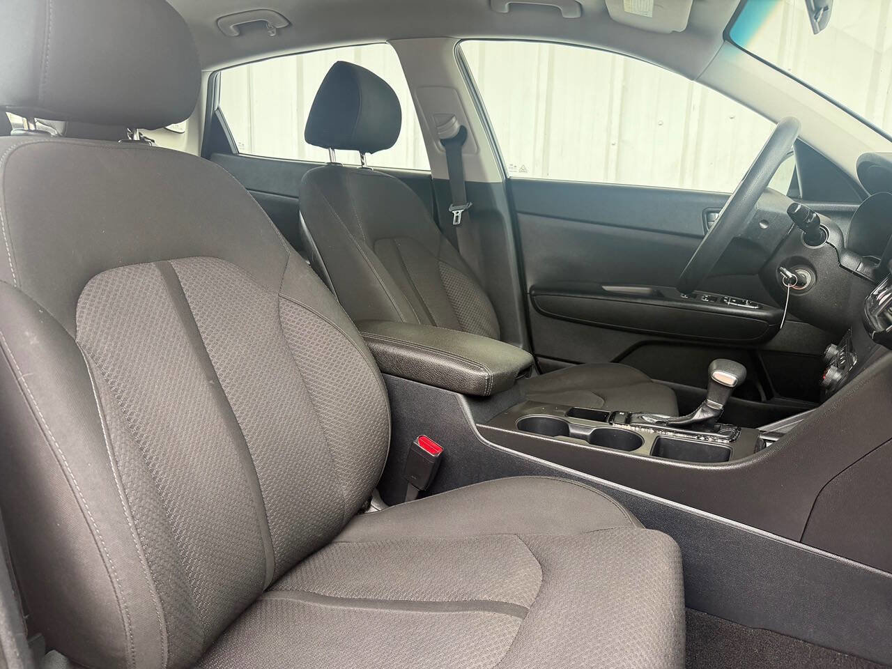Used 2016 Kia Optima LX FWD image 14