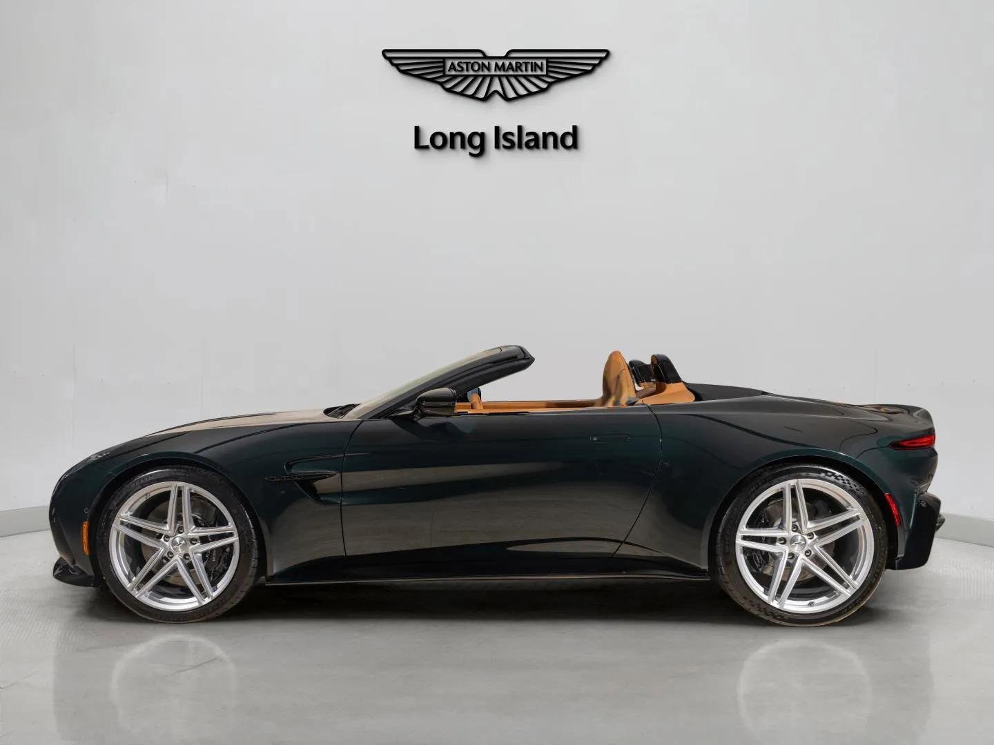New 2026 Aston Martin V8 Vantage Roadster image 4