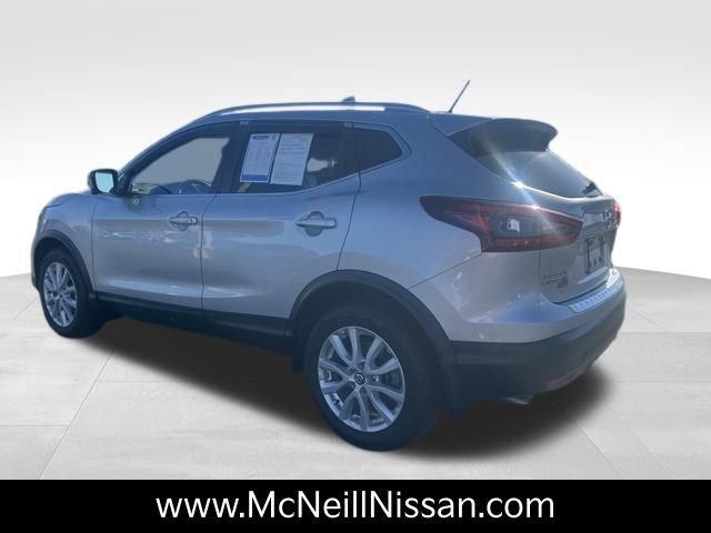 Used 2022 Nissan Rogue Sport SV w/ Technology Package image 6