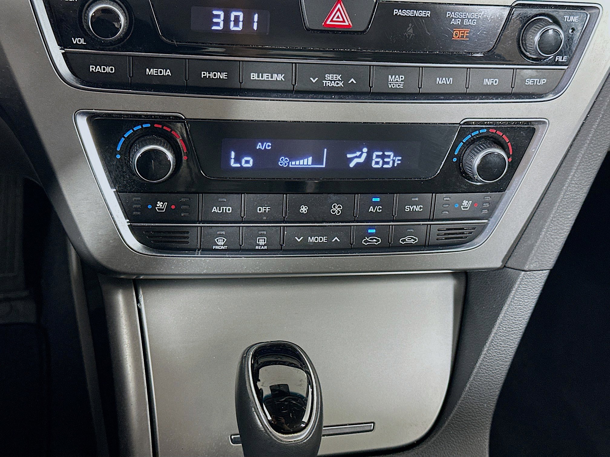 Used 2017 Hyundai Sonata Limited w/ Tech Package 03 image 24