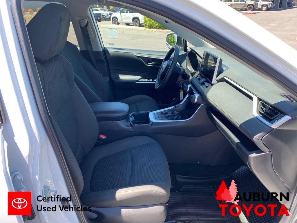 Certified 2024 Toyota RAV4 LE AWD/4WD image 14