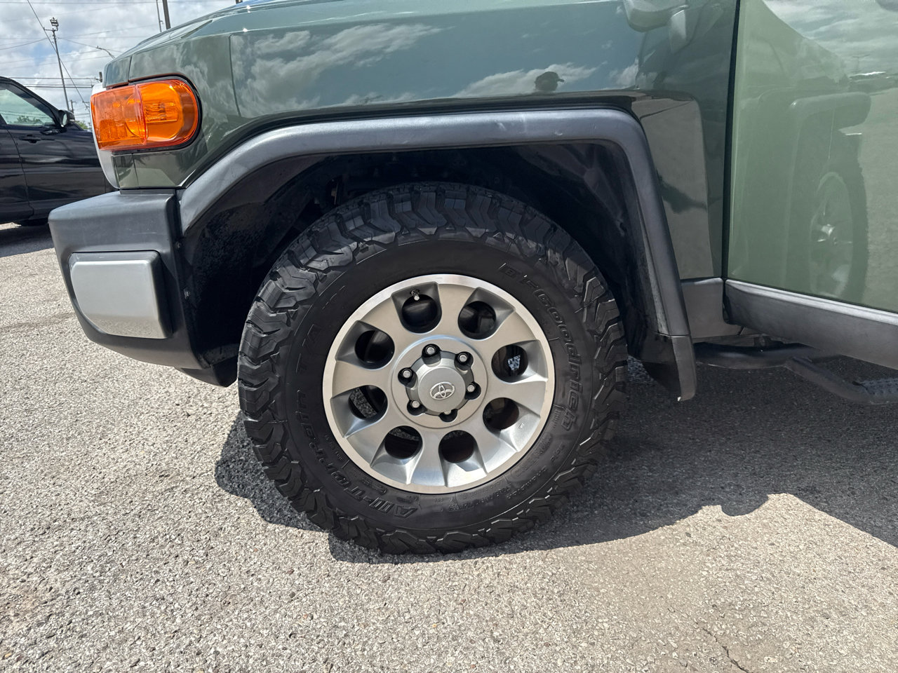Used 2013 Toyota FJ Cruiser 2WD image 24