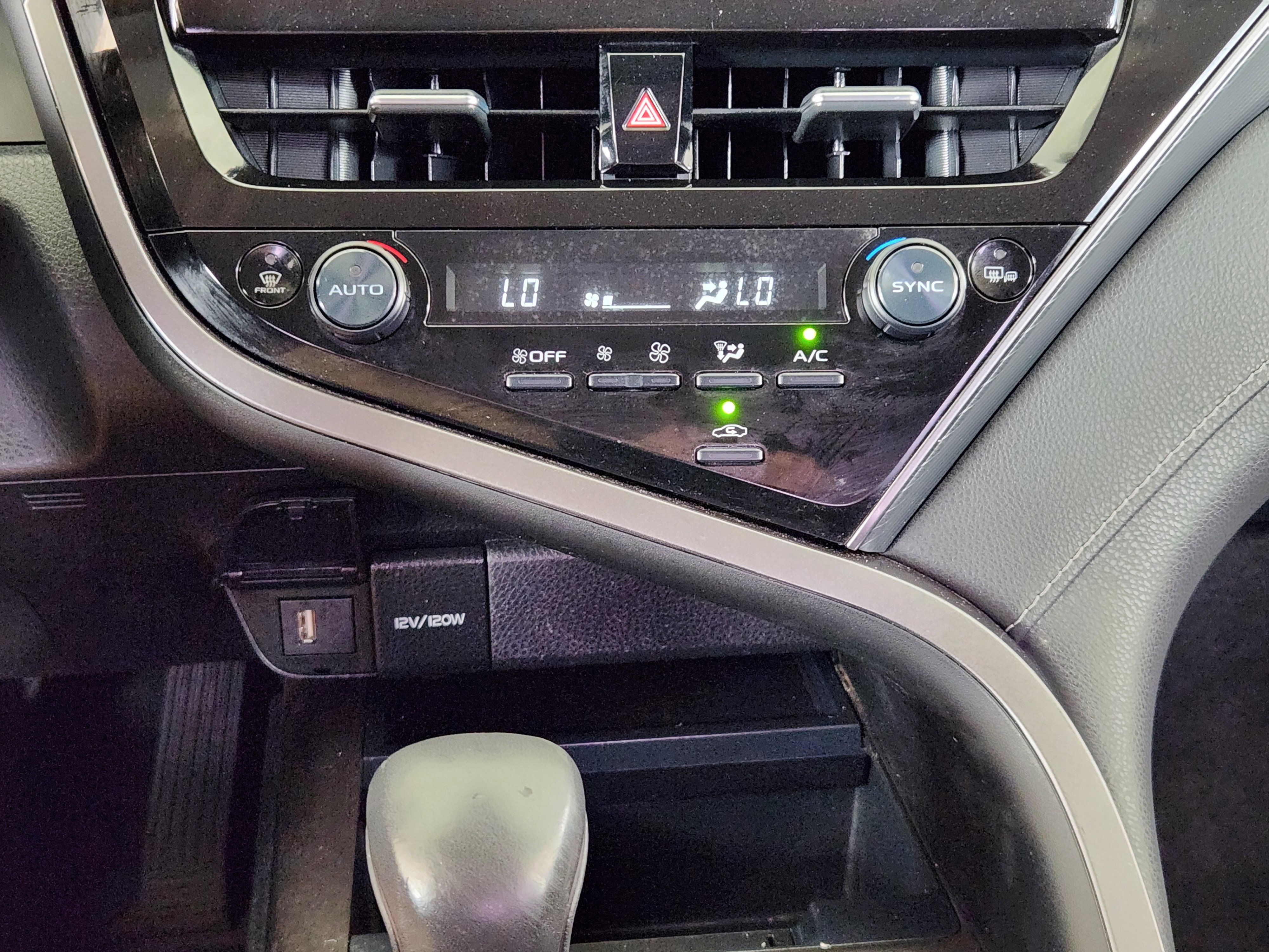 Used 2023 Toyota Camry SE FWD image 20