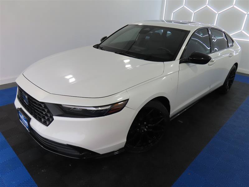 Used 2023 Honda Accord Sport image 4