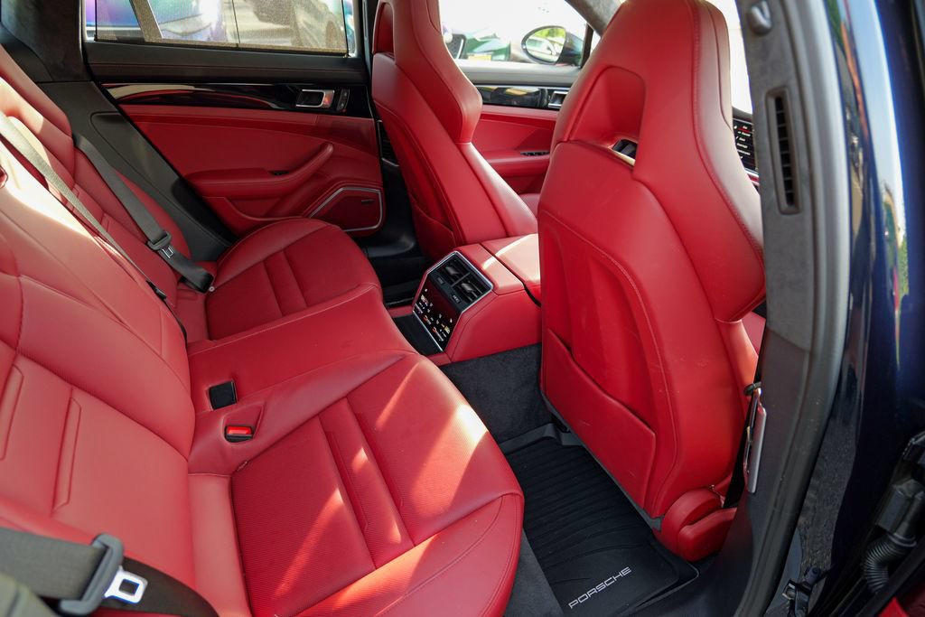 Used 2023 Porsche Panamera GTS AWD/4WD image 31