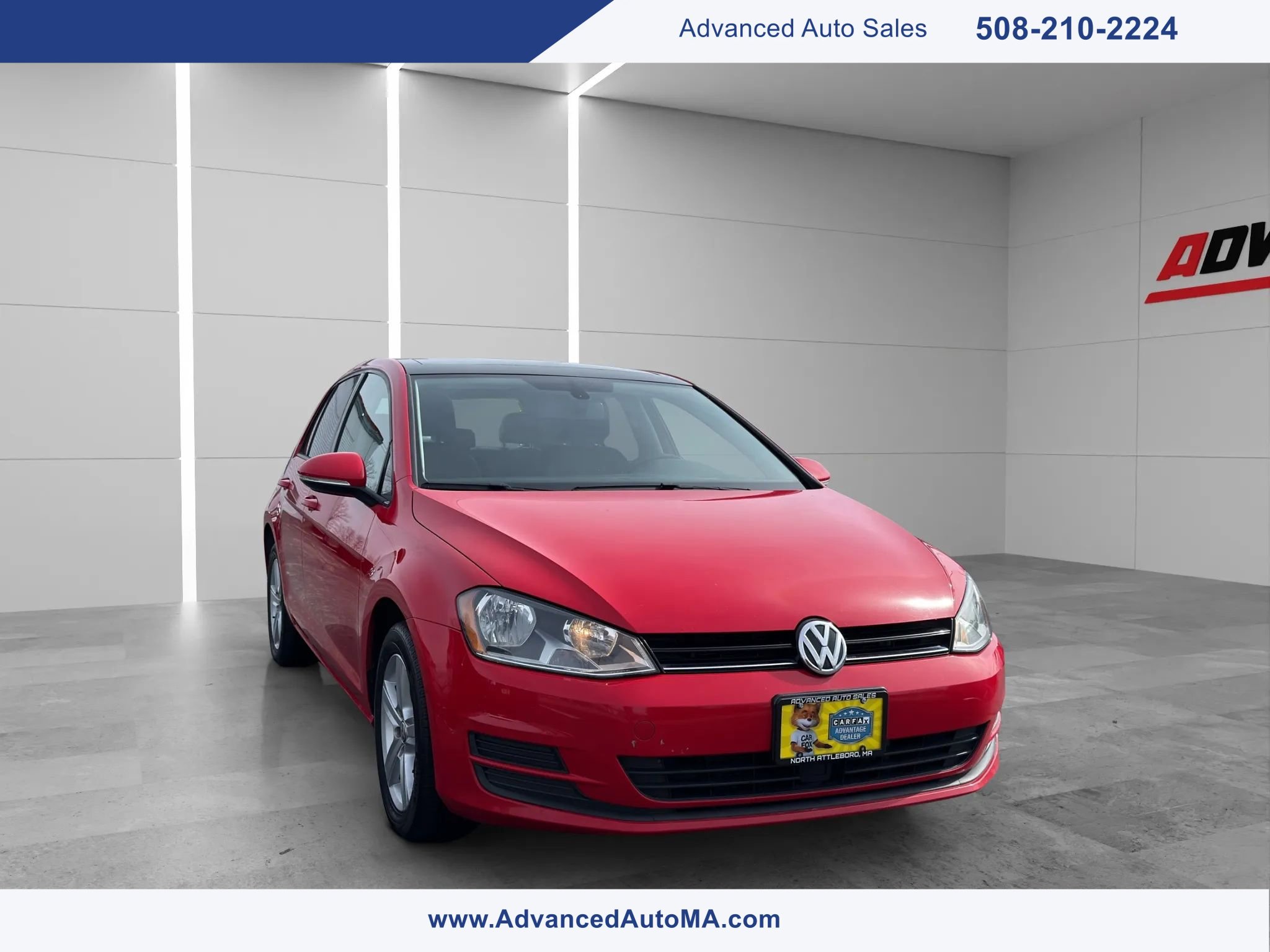 Used 2017 Volkswagen Golf Wolfsburg Edition image 1