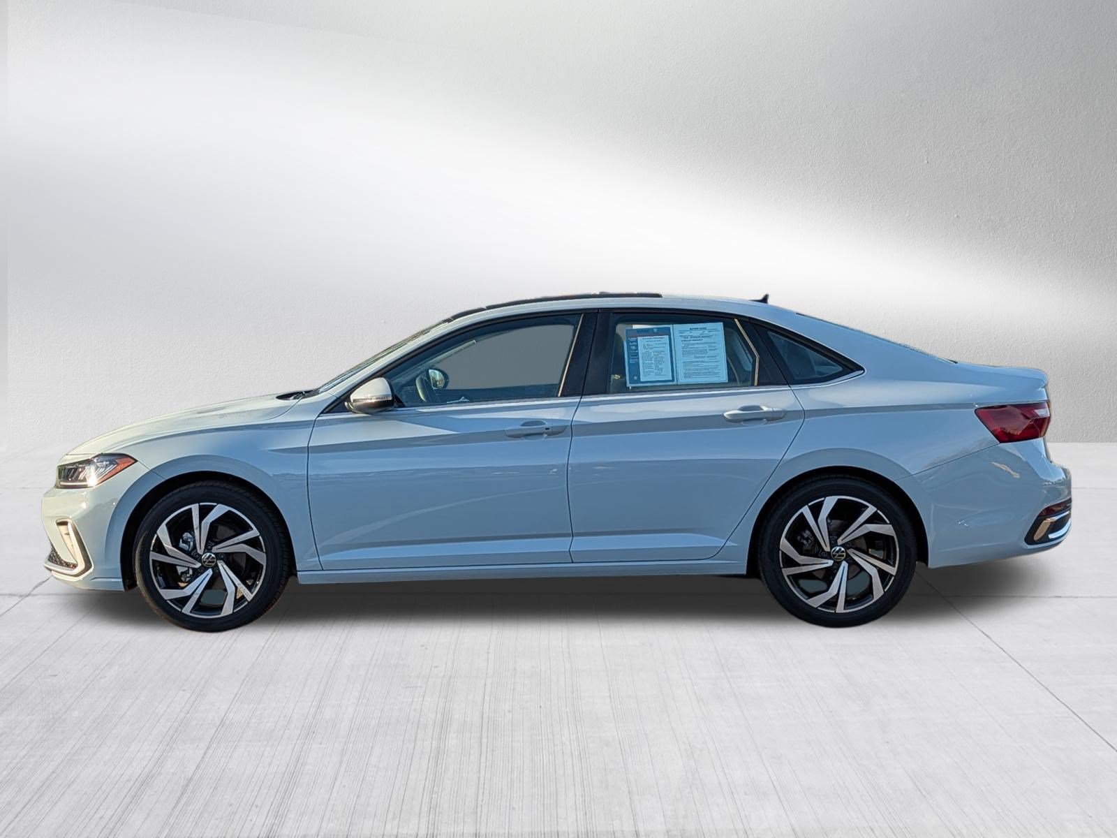 Used 2026 Volkswagen Jetta SEL FWD image 4