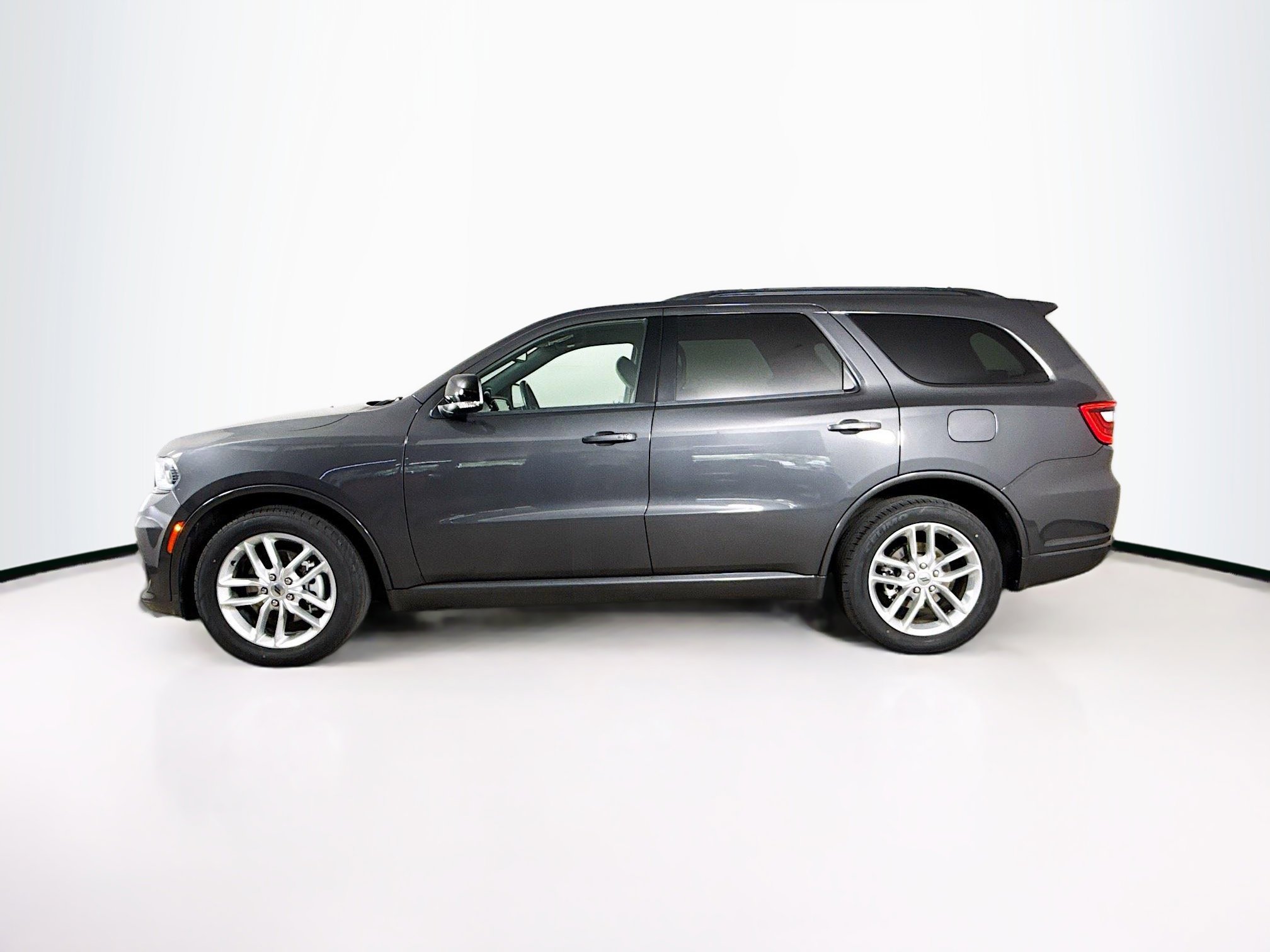 Used 2024 Dodge Durango GT RWD image 7