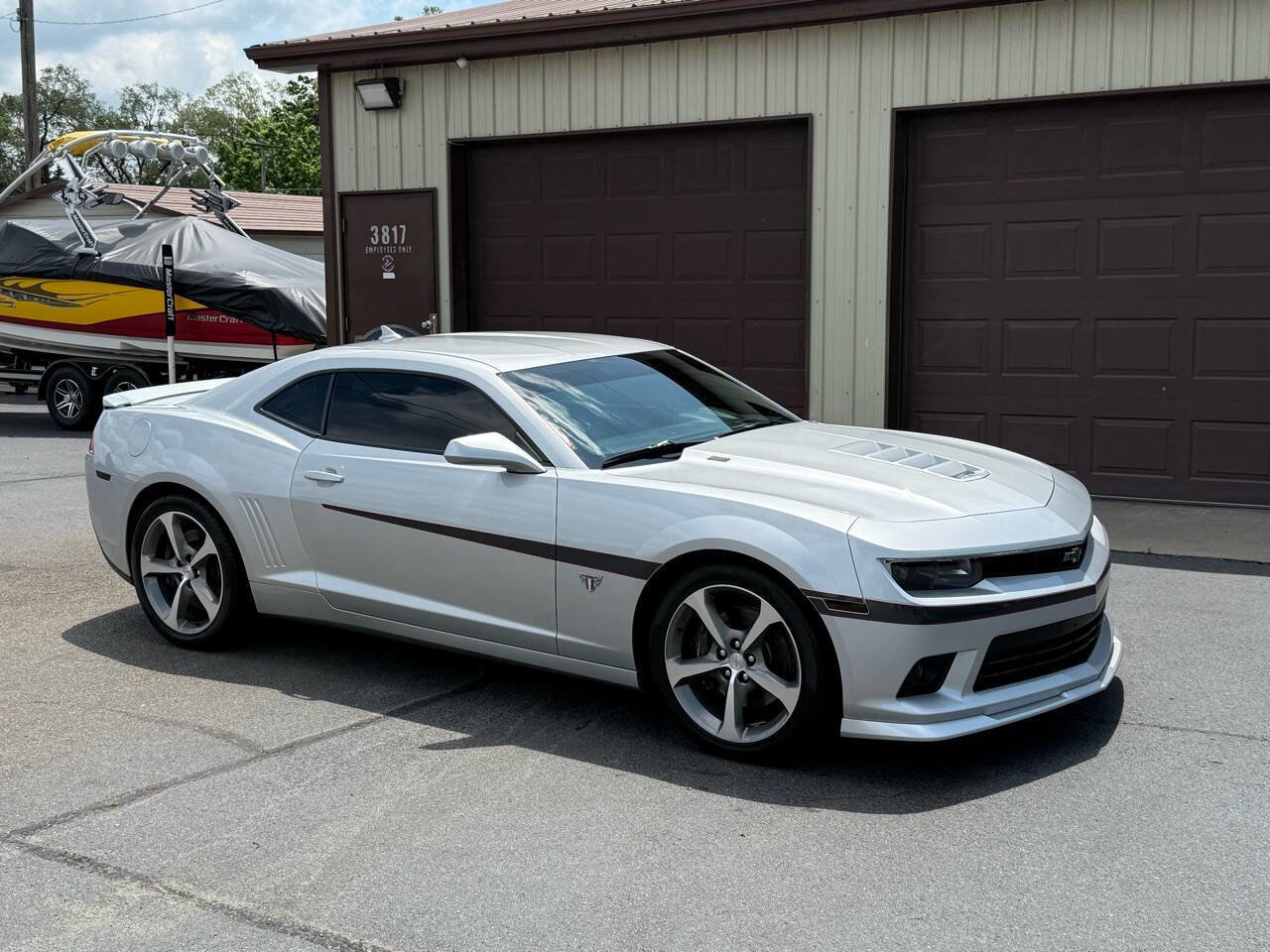 Used 2015 Chevrolet Camaro SS w/ Commemorative Special Edition image 4