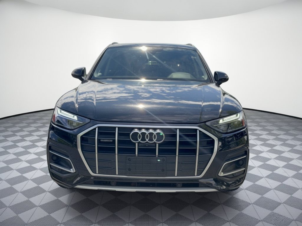 Used 2023 Audi Q5 2.0T Premium Plus w/ Premium Plus Package AWD/4WD image 6