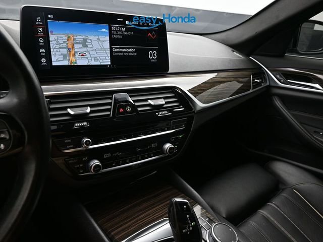 Used 2021 BMW 530i xDrive w/ Convenience Package image 11