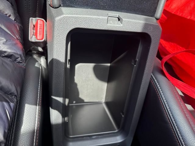 Used 2024 Nissan Altima 2.0 SR FWD image 29