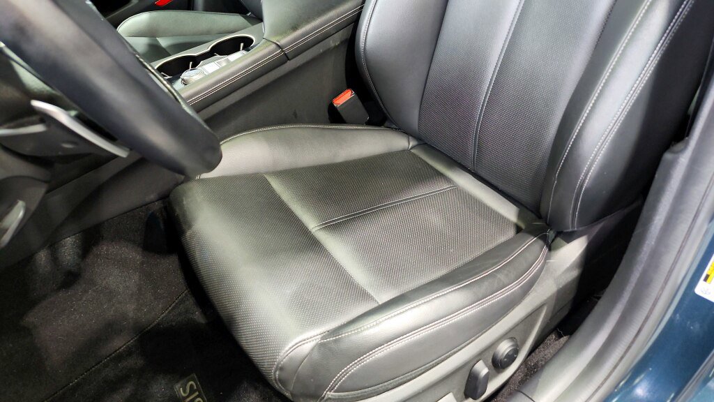 Used 2023 Genesis G70 2.0T AWD/4WD image 20