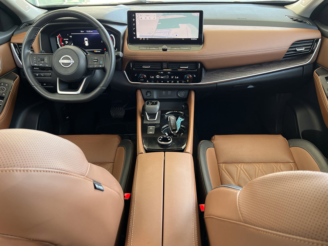 Used 2024 Nissan Rogue Platinum w/ Platinum Premium Package image 33