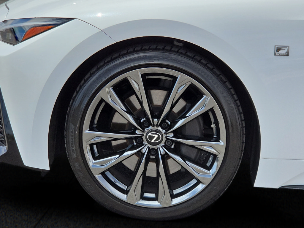 Used 2025 Lexus IS 350 F Sport w/ Navigation Package RWD image 8