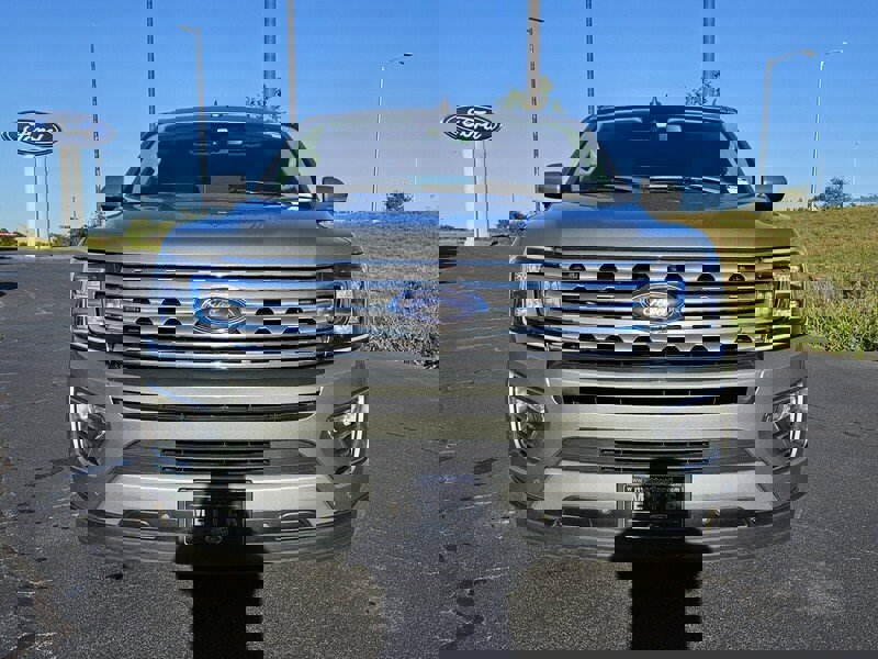 Used 2019 Ford Expedition Limited w/ Special Edition Package image 2