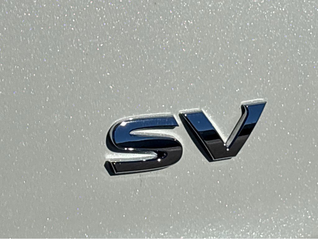 Used 2023 Nissan Rogue SV image 24